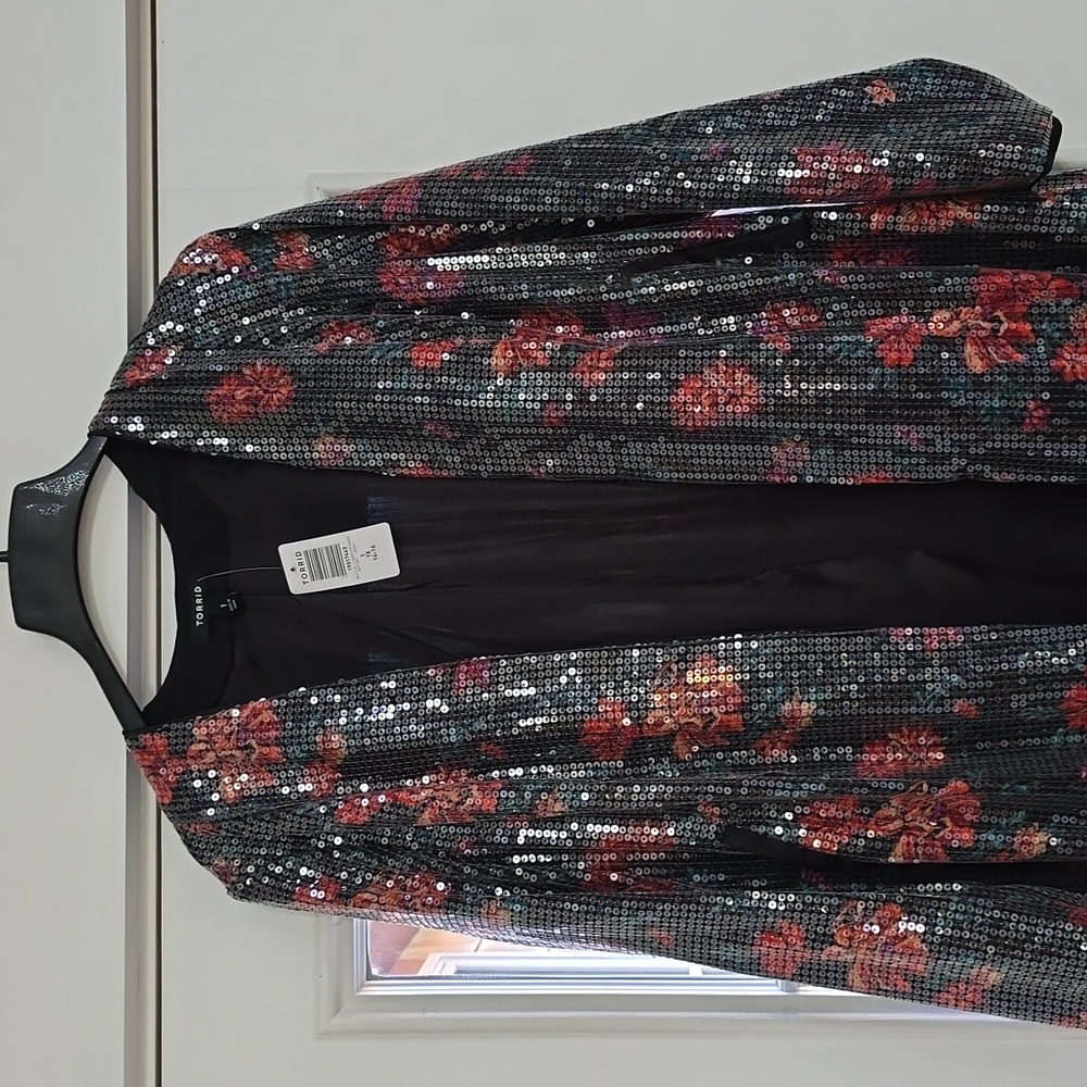 Torrid Sequin Jacket Size 1 NWT